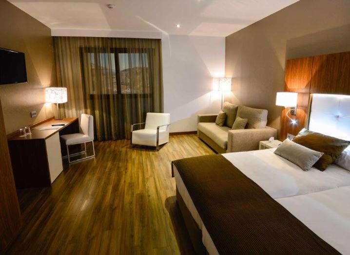 Gran Hotel Botánicos Teruel Kültér fotó